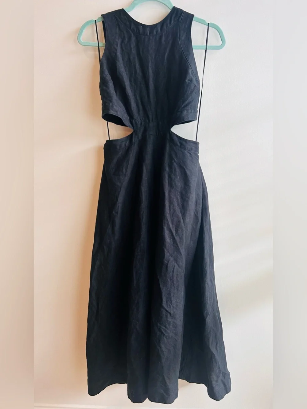 Lina Linen Black Cutout Midi Dress - Picture 7 of 8